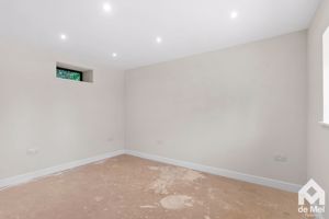 Photo 19- click for photo gallery